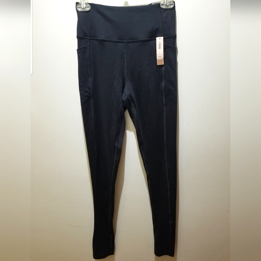 Pink sport leggings black pockets